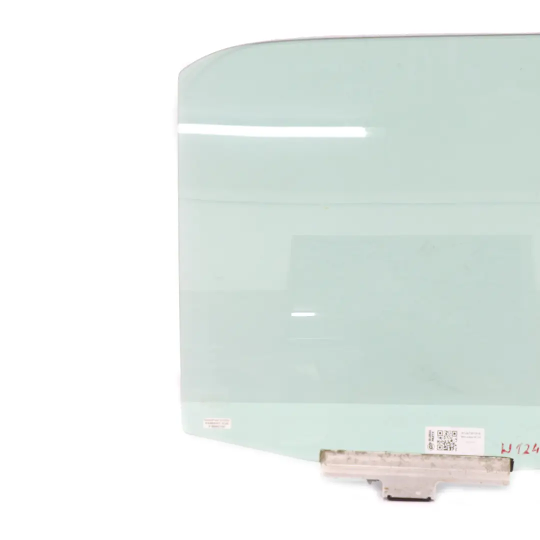 Fensterglas hinten rechts Tür grün Verglasung AS2 für Mercedes W124 mit Teilenummer A1247301018 Mercedes W124 Fensterglas hinten rechts Tür grün Verglasung AS2 - SKU A1247301018 - Teilenummer A1247301018