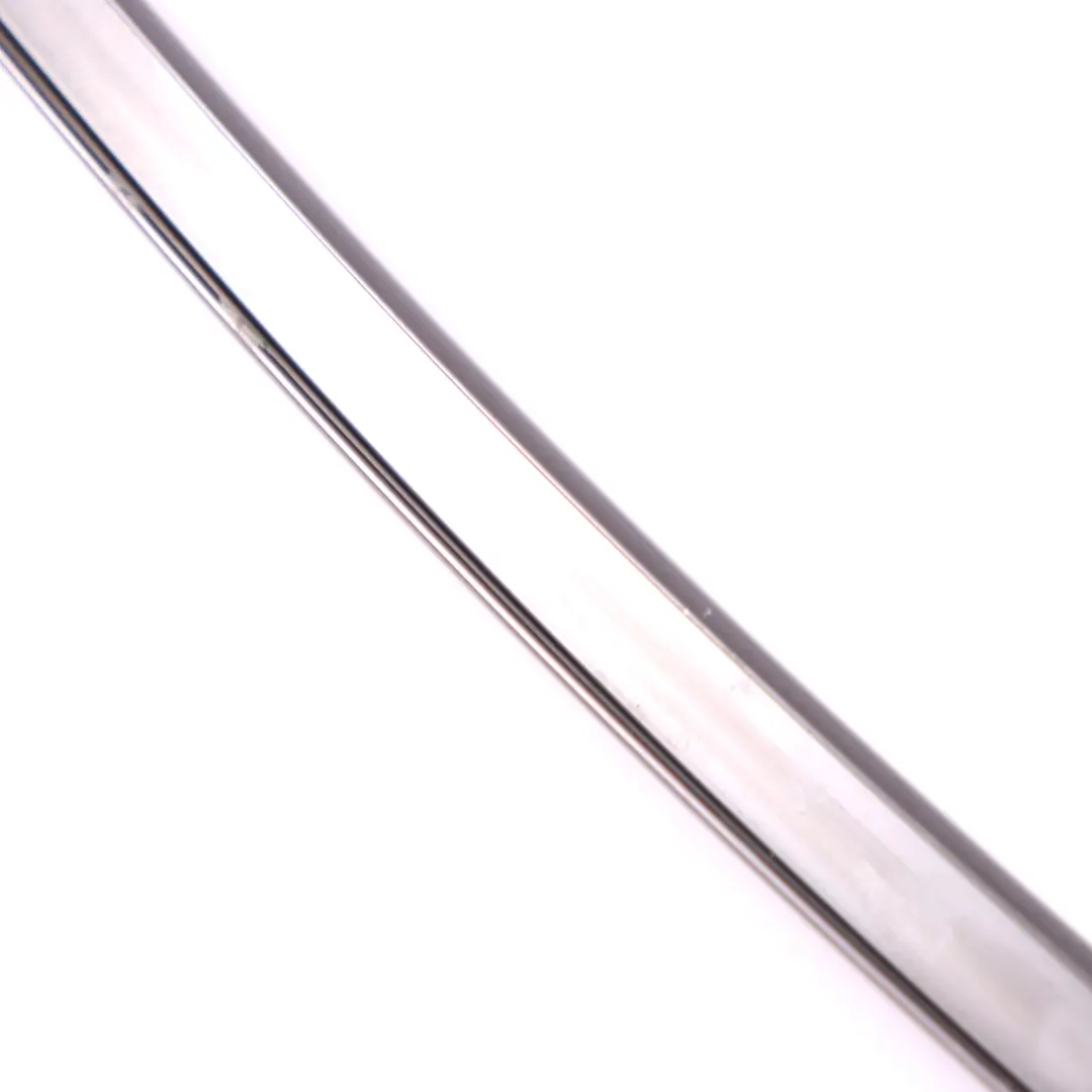 Divisorio Mercedes W124 Porta posteriore destra Guida finestra Divisorio per con numero di parte A1247301019 Divisorio Mercedes W124 Porta posteriore destra Guida finestra Divisorio - SKU A1247301019 - Numero di parte A1247301019