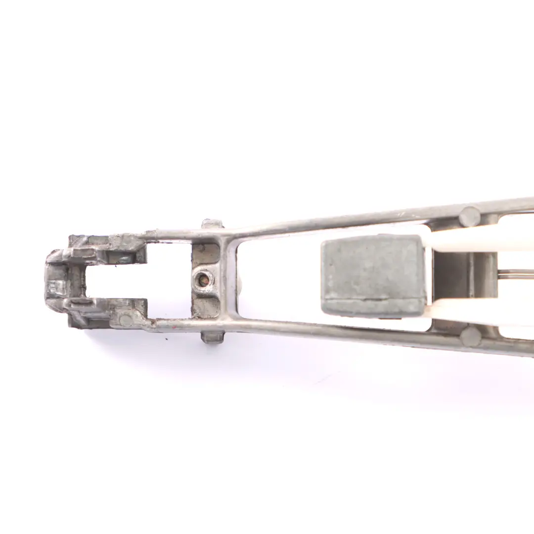 Soporte de manija puerta Mercedes W124 Base manija puerta exterior para con número de pieza A1247600534 Soporte de manija puerta Mercedes W124 Base manija puerta exterior - SKU A1247600534 - Número de pieza A1247600534