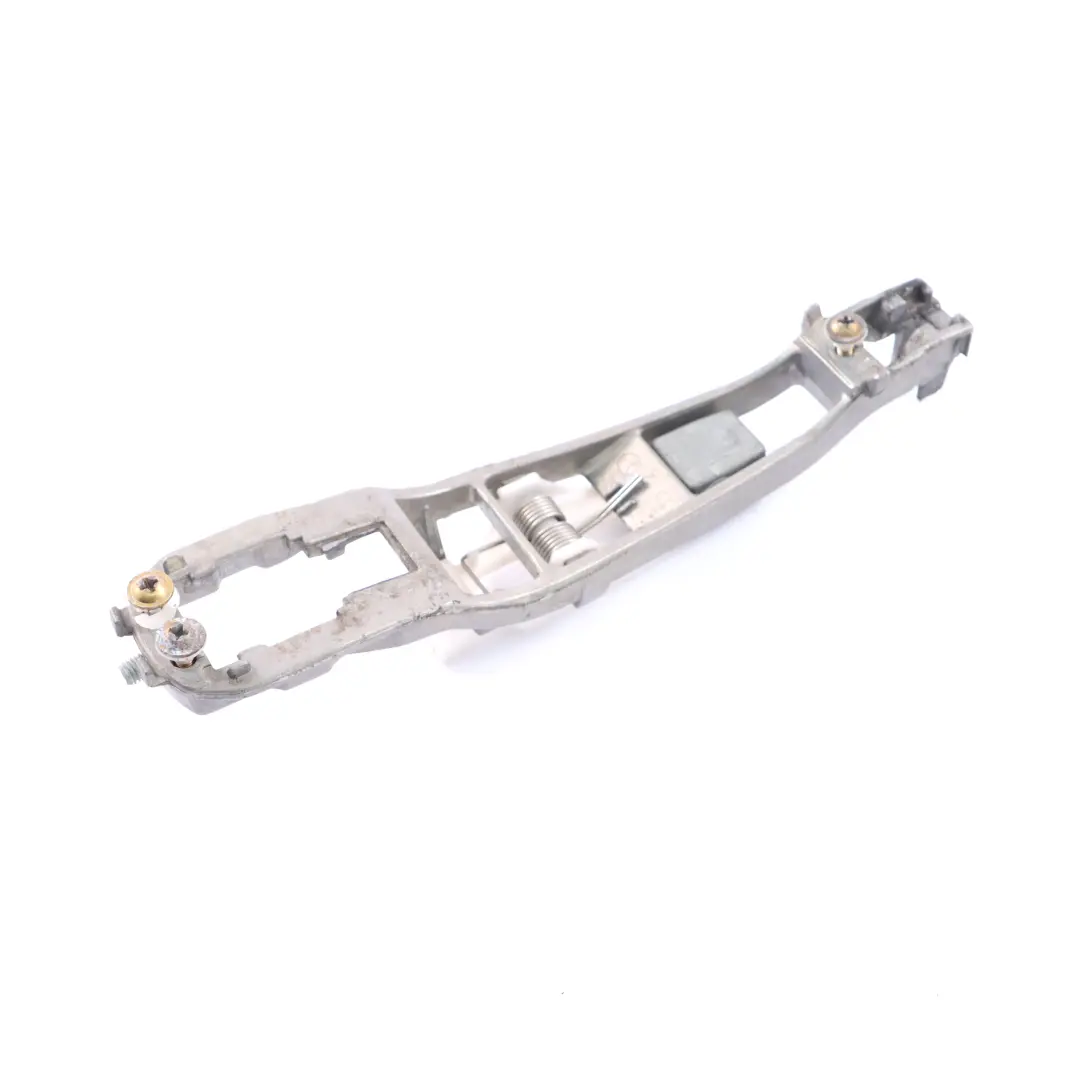  Support de poignée porte Mercedes W124 Base poignée porte extérieure - SKU A1247600534 - Numéro de pièce A1247600534