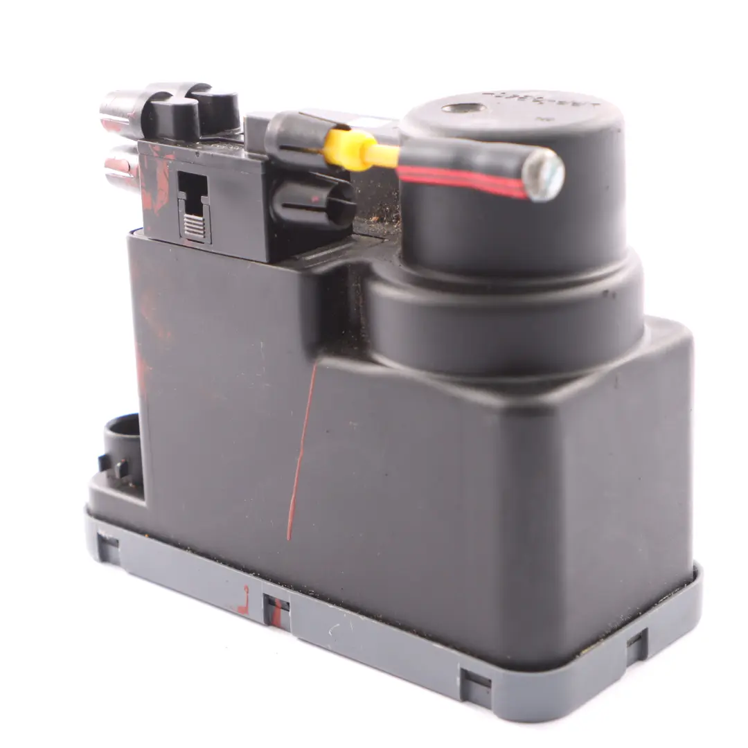 Zentral verriegelung Vakuum pumpen steuergerät für Mercedes W124 mit Teilenummer A1248002148 Mercedes W124 Zentral verriegelung Vakuum pumpen steuergerät - SKU A1248002148 - Teilenummer A1248002148