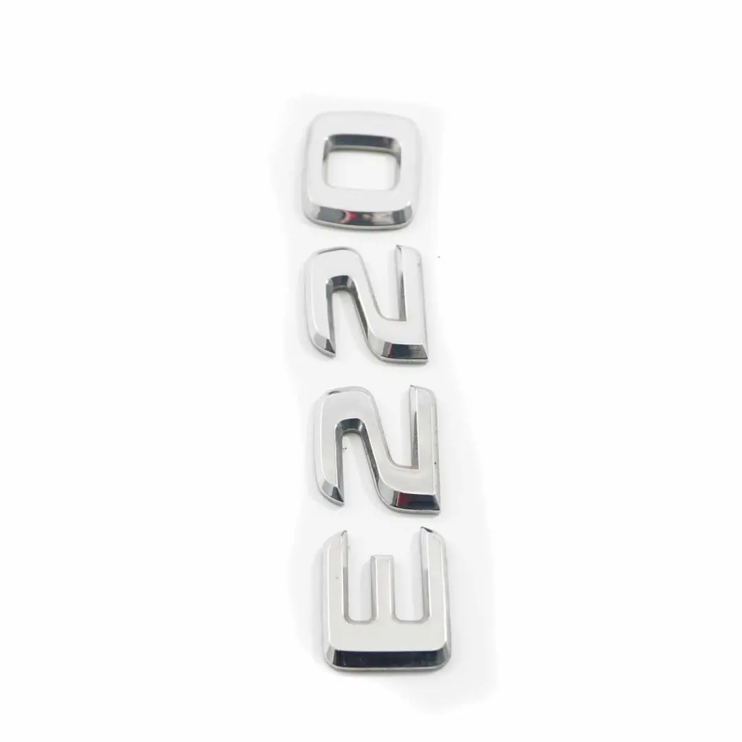 Mercedes W211 W212 Embleme Arriere Inscription Logo E220 - SKU A1248175515 - Numéro de pièce A1248175515
