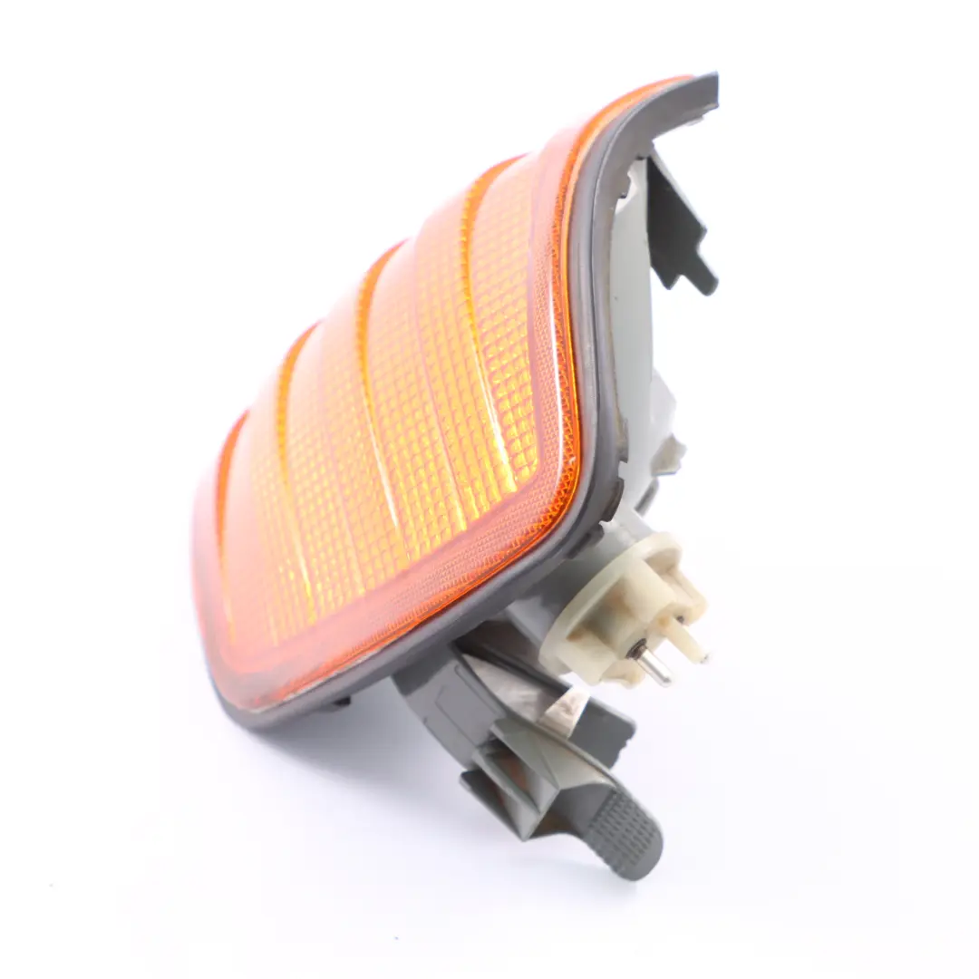 Blinker Turn Indicator Lamp Light Front Left N/S Bosch to Mercedes W124 with Part number A1248260043 Mercedes W124 Blinker Turn Indicator Lamp Light Front Left N/S Bosch - SKU A1248260043 - Part number A1248260043