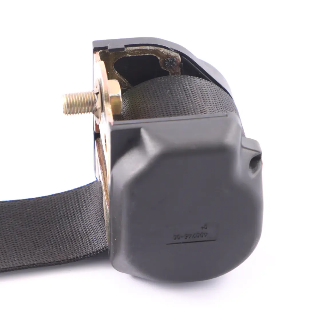 Ceinture de sécurité Mercedes W124 E280 arrière droite pour à propos du numéro de pièce A1248600486 Ceinture de sécurité Mercedes W124 E280 arrière droite - SKU A1248600486 - Numéro de pièce A1248600486