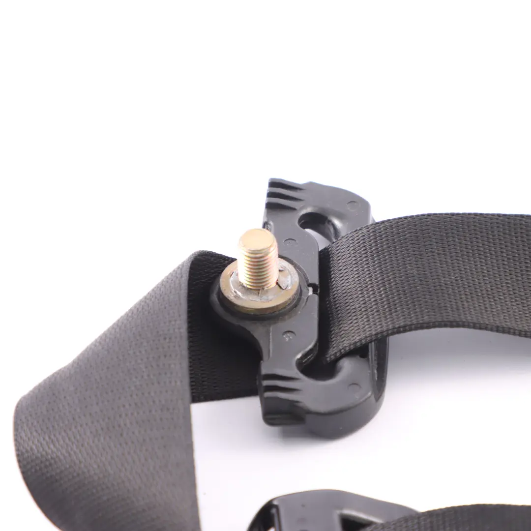 Ceinture de sécurité Mercedes W124 E280 arrière droite pour à propos du numéro de pièce A1248600486 Ceinture de sécurité Mercedes W124 E280 arrière droite - SKU A1248600486 - Numéro de pièce A1248600486