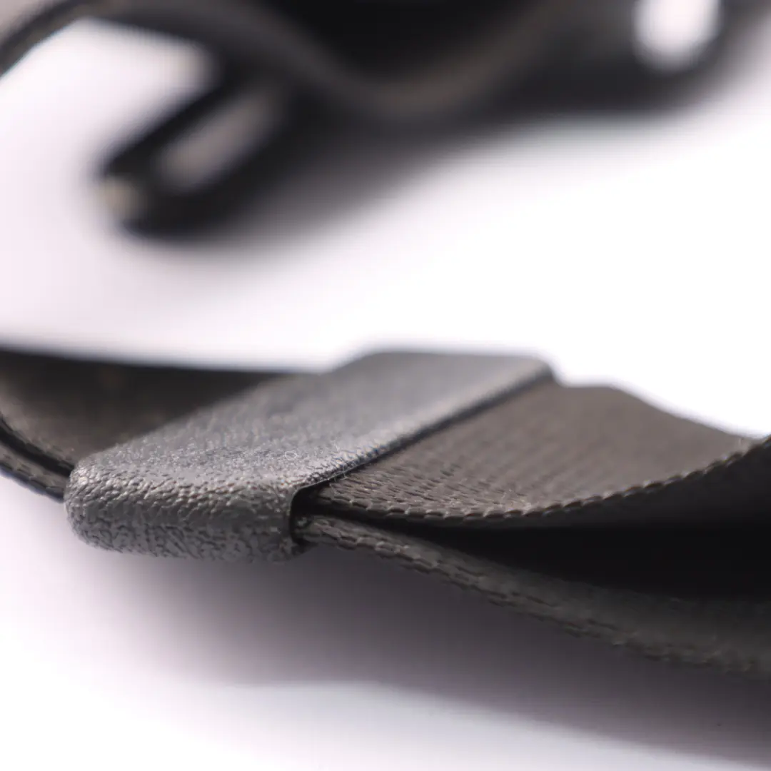 E280 Ceinture sécurité centrale des sièges arrière, loquet gauche pour Mercedes W124 à propos du numéro de pièce A1248608585 Mercedes W124 E280 Ceinture sécurité centrale des sièges arrière, loquet gauche - SKU A1248608585 - Numéro de pièce A1248608585