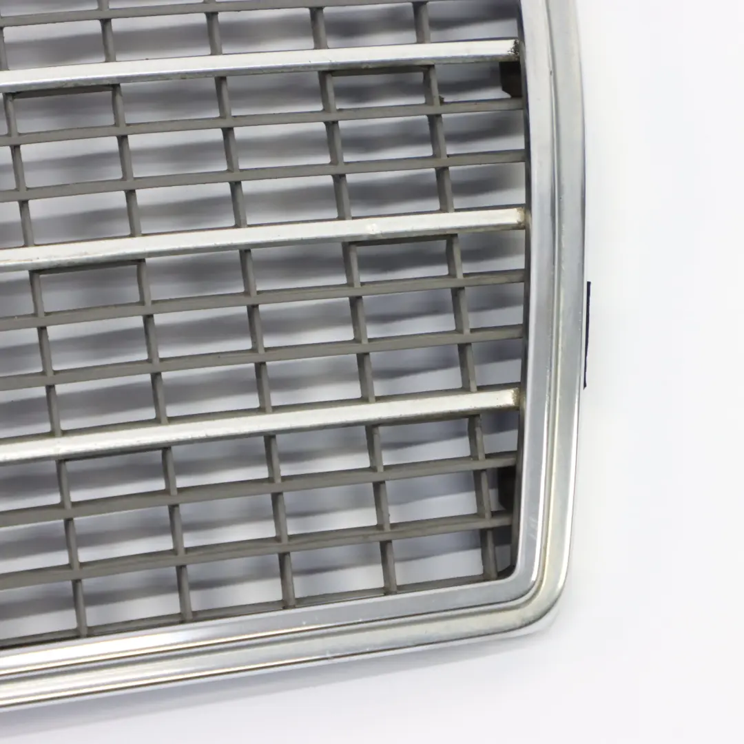 Frontgrill Haube Kühlerabdeckung Panel Trim für Mercedes W124 mit Teilenummer A1248880323 Mercedes W124 Frontgrill Haube Kühlerabdeckung Panel Trim - SKU a1248880323 - Teilenummer A1248880323