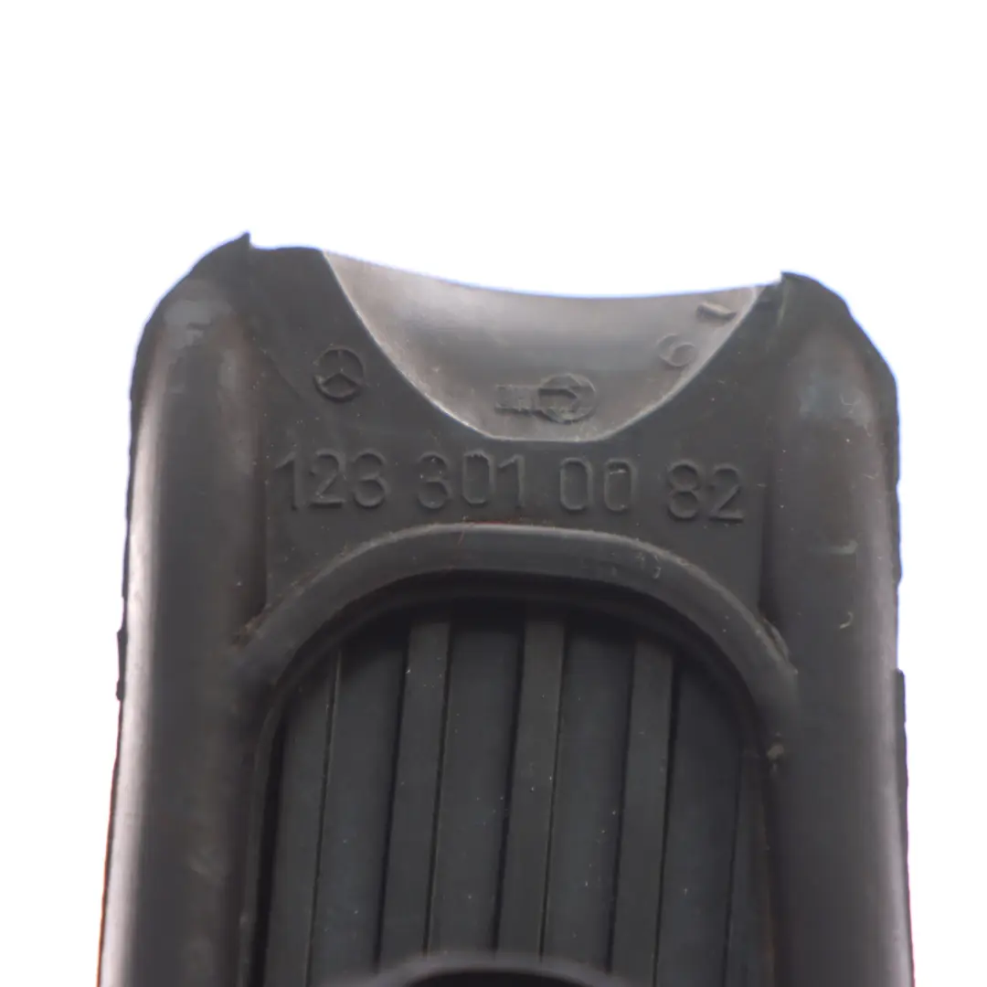 Gaspedal Mercedes W124 E280 Gas Pedal Auflage für mit Teilenummer A1263000504 Gaspedal Mercedes W124 E280 Gas Pedal Auflage - SKU A1263000504 - Teilenummer A1263000504