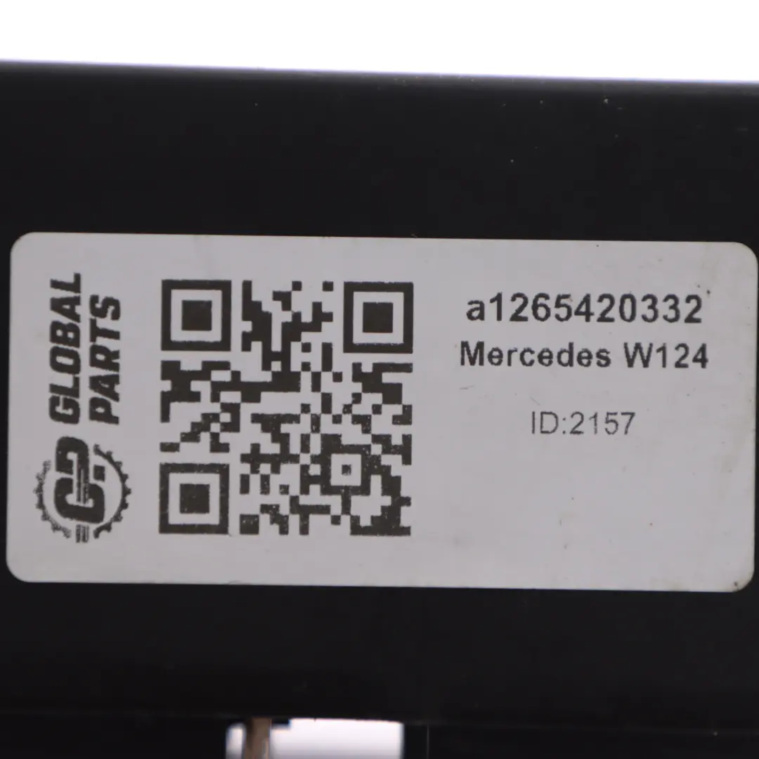 Relè Mercedes W124 E280 Scatola dei fusibili Relè di controllo luci per con numero di parte A1265420332 Relè Mercedes W124 E280 Scatola dei fusibili Relè di controllo luci - SKU A1265420332 - Numero di parte A1265420332