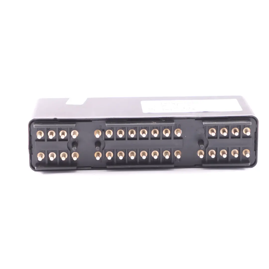 Relè Mercedes W124 E280 Scatola dei fusibili Relè di controllo luci per con numero di parte A1265420332 Relè Mercedes W124 E280 Scatola dei fusibili Relè di controllo luci - SKU A1265420332 - Numero di parte A1265420332