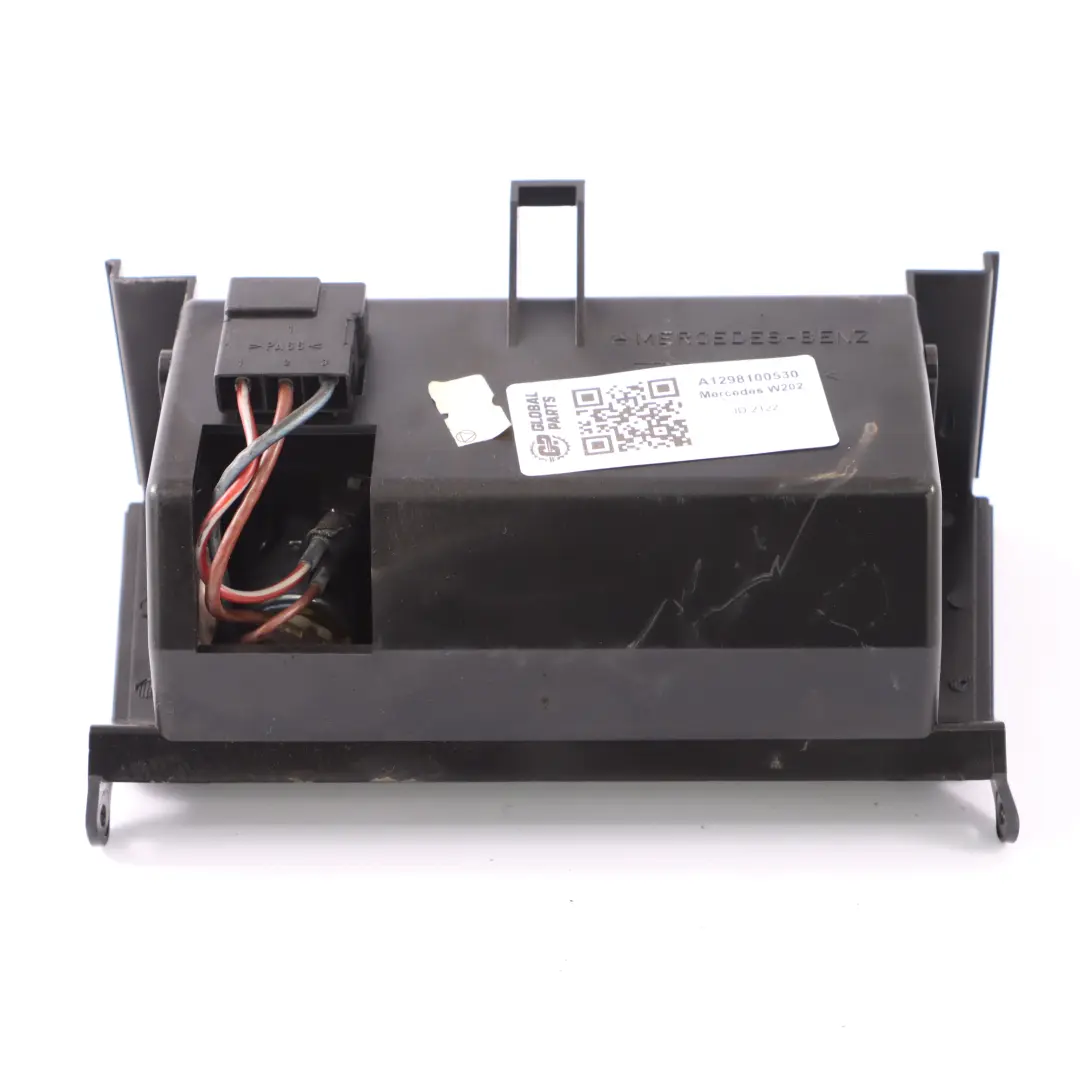  Inserto posacenere Mercedes W124 W202 Console centrale anteriore - SKU A1298100530 - Numero di parte A1298100530