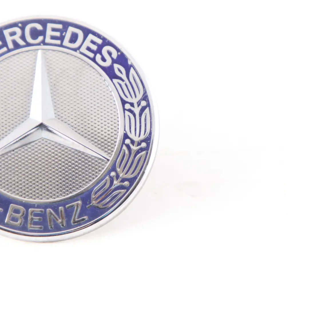 Stemma Frontale Cofano Logo per Mercedes W168 W245 CL203 con numero di parte A1298880116 Mercedes W168 W245 CL203 Stemma Frontale Cofano Logo - SKU A1298880116-1 - Numero di parte A1298880116