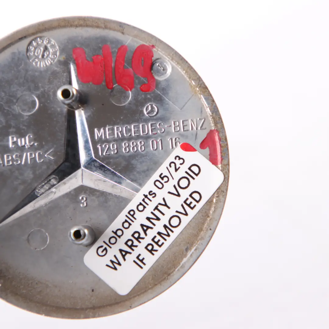 Stemma Frontale Cofano Logo per Mercedes W168 W245 CL203 con numero di parte A1298880116 Mercedes W168 W245 CL203 Stemma Frontale Cofano Logo - SKU A1298880116-1 - Numero di parte A1298880116