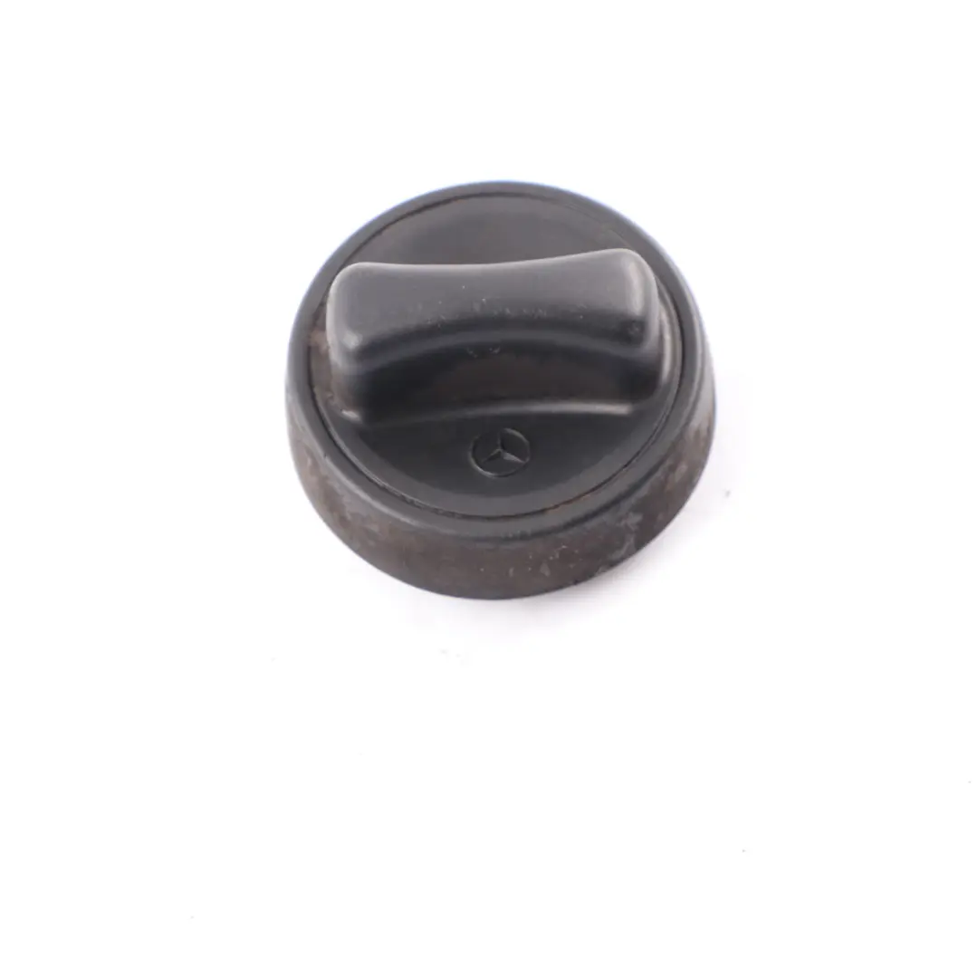 Filler Cap Mercedes R170 W202 W208 W210 Tank Lid Black Covering to Fuel with Part number A1404700005 Fuel Filler Cap Mercedes R170 W202 W208 W210 Tank Lid Black Covering - SKU A1404700005 - Part number A1404700005