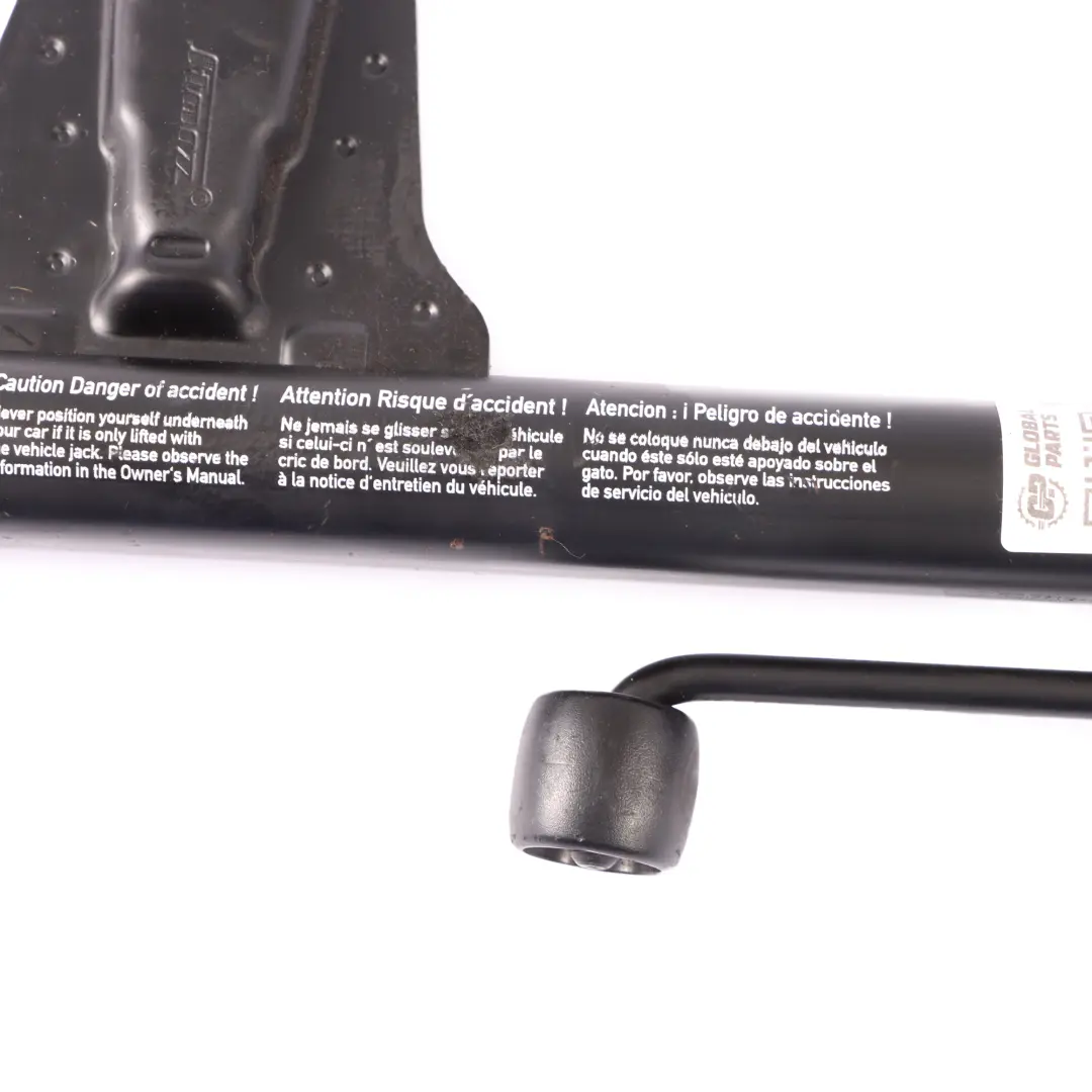 Lifting Jack Mercedes W124 W210 Car Tool Emergency Wheel Lift to with Part number A1405830015 Lifting Jack Mercedes W124 W210 Car Tool Emergency Wheel Lift - SKU A1405830015 - Part number A1405830015