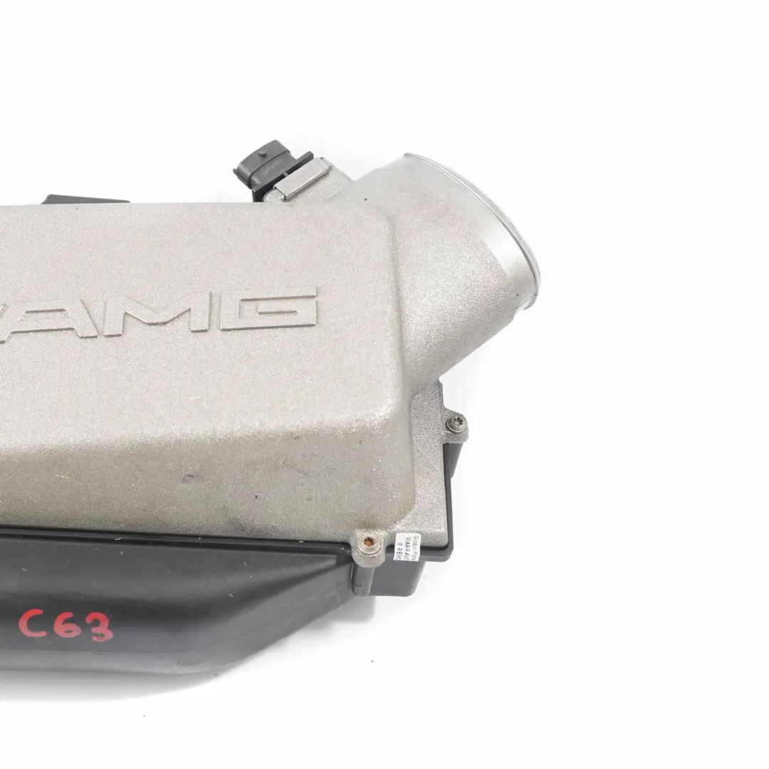 Filter Box Mercedes W204 C63 W212 E63 AMG Housing Left N/S to Air with Part number A1560940306 Air Filter Box Mercedes W204 C63 W212 E63 AMG Housing Left N/S - SKU A1560940306-1 - Part number A1560940306