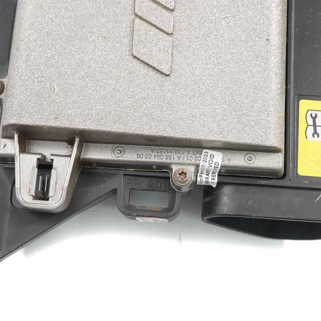  Caja filtro aire Mercedes W204 C63 W212 E63 AMG Carcasa Izquierda - SKU A1560940306-1 - Número de pieza A1560940306