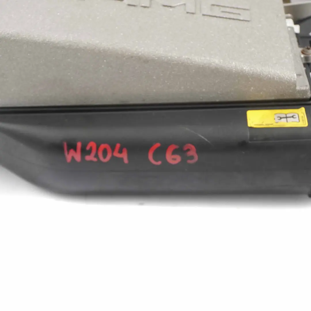 Filter Box Mercedes W204 C63 W212 E63 AMG Housing Right O/S to Air with Part number A1560940406 Air Filter Box Mercedes W204 C63 W212 E63 AMG Housing Right O/S - SKU A1560940406 - Part number A1560940406