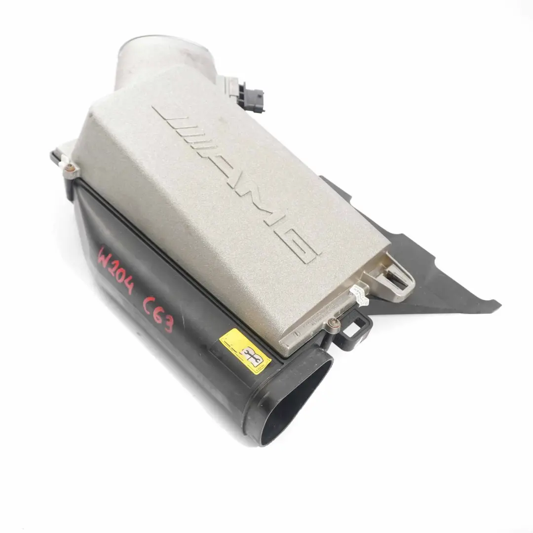 C63 W212 E63 Obudowa Filtra Powietrza do Mercedes W204 o numerze A1560940406 Mercedes W204 C63 W212 E63 Obudowa Filtra Powietrza - SKU A1560940406 - Numer Części A1560940406