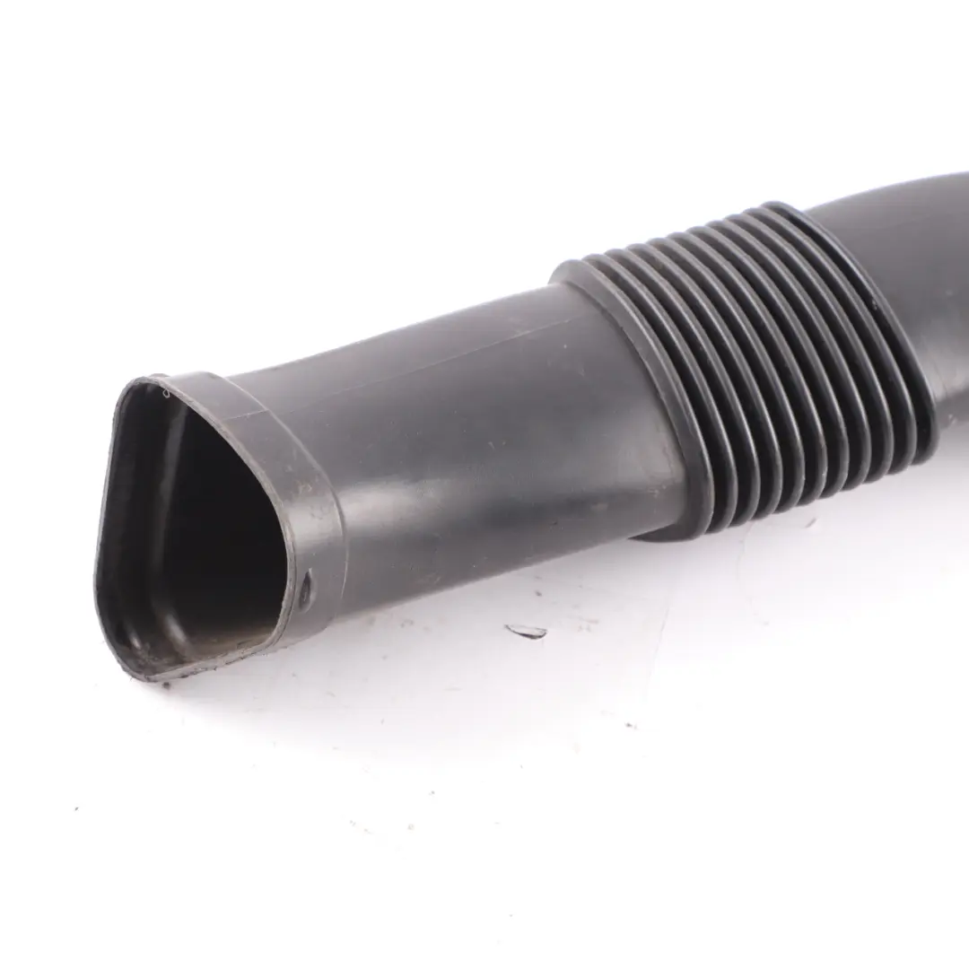 Duct Mercedes W164 AMG Air Intake To Air Filter Housing Right to Air with Part number A1560940882 Air Duct Mercedes W164 AMG Air Intake To Air Filter Housing Right - SKU A1560940882 - Part number A1560940882