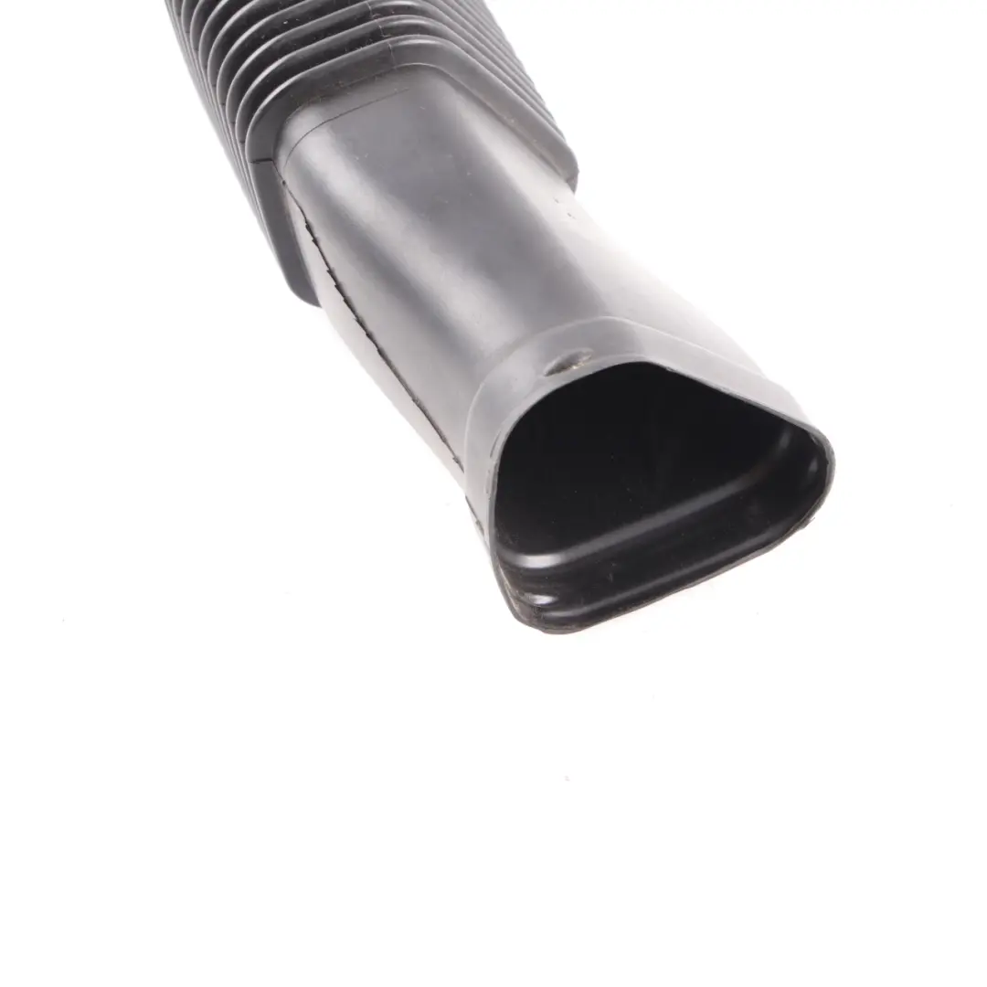 Intake Tube Mercedes W204 M156 AMG Right O/S Air Channel to Air with Part number A1560941682 Air Intake Tube Mercedes W204 M156 AMG Right O/S Air Channel - SKU A1560941682 - Part number A1560941682