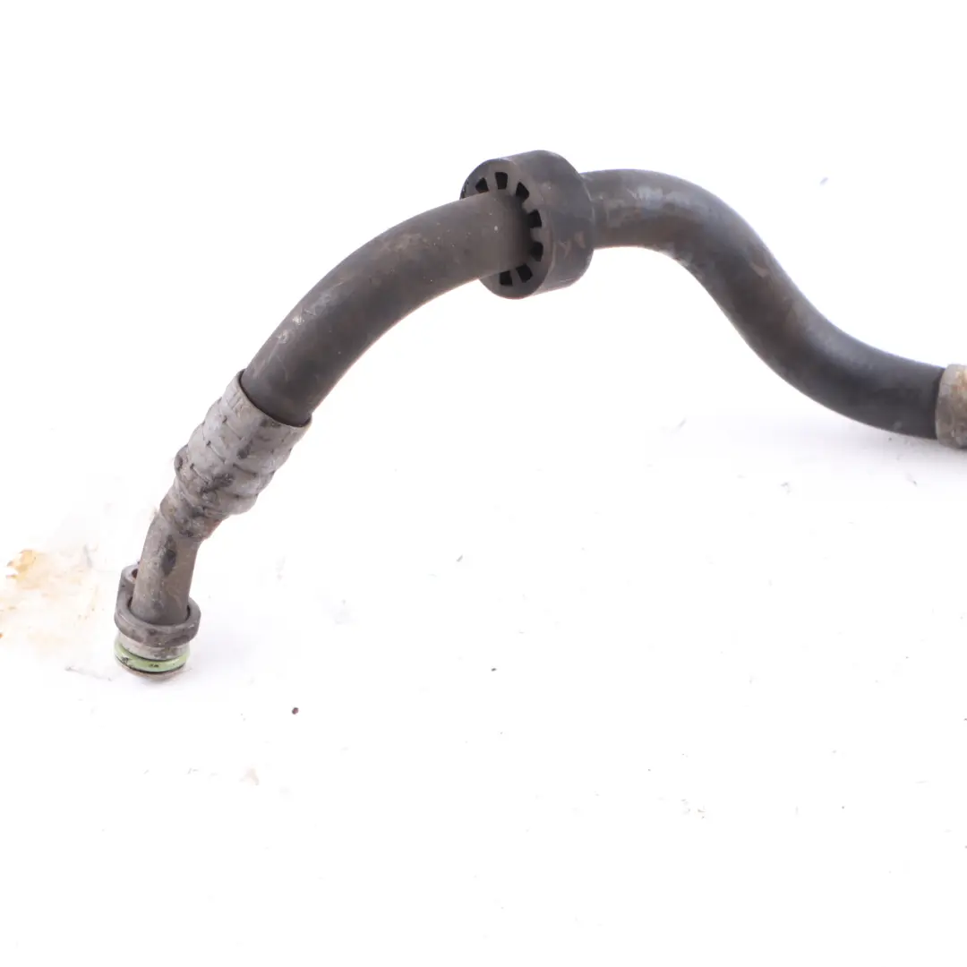 Oil Pipe Mercedes W164 Oil Cooler Feed Hose Right O/S Line to with Part number A1561800182 Oil Pipe Mercedes W164 Oil Cooler Feed Hose Right O/S Line - SKU A1561800182 - Part number A1561800182