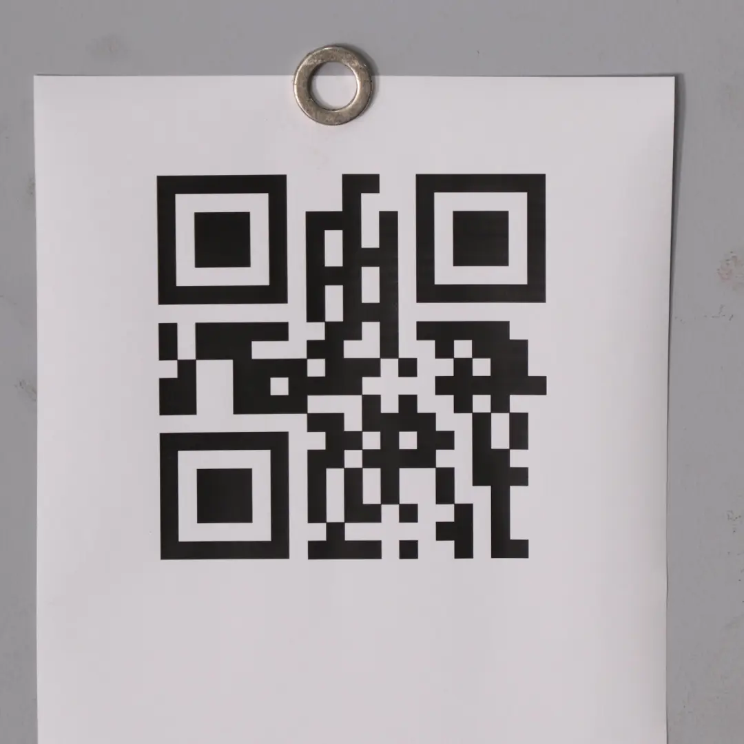 Links Kraftstoffverteiler Dämpfungskeil Isolierung für Mercedes W204 mit Teilenummer A1562260385 Mercedes W204 Links Kraftstoffverteiler Dämpfungskeil Isolierung - SKU A1562260385 - Teilenummer A1562260385