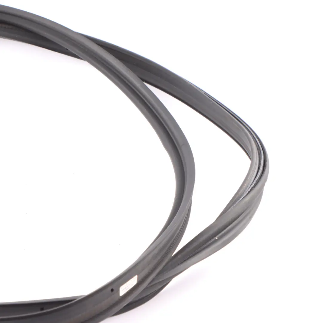 Portellone posteriore Coperchio guarnizione corpo per Mercedes X156 con numero di parte A1567400178 Mercedes X156 Portellone posteriore Coperchio guarnizione corpo - SKU A1567400178 - Numero di parte A1567400178