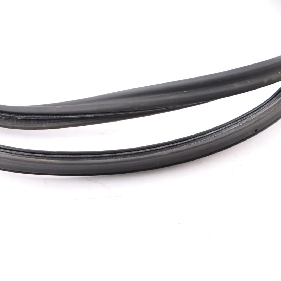 Mercedes X156 Tailgate Boot Lid Seal Body - SKU A1567400178 - Part number A1567400178