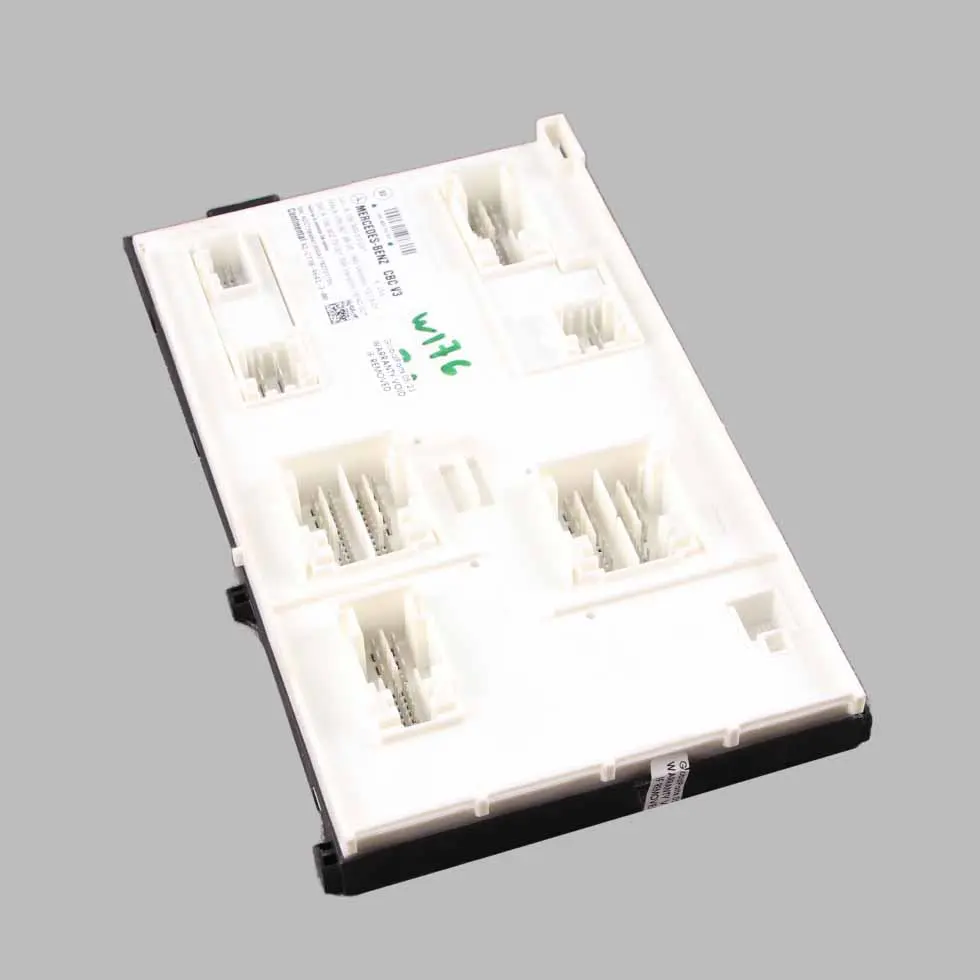 Body Control Module BCM Unità di controllo ECU per Mercedes W176 con numero di parte A1569005303 Mercedes W176 Body Control Module BCM Unità di controllo ECU - SKU A1569005303 - Numero di parte A1569005303