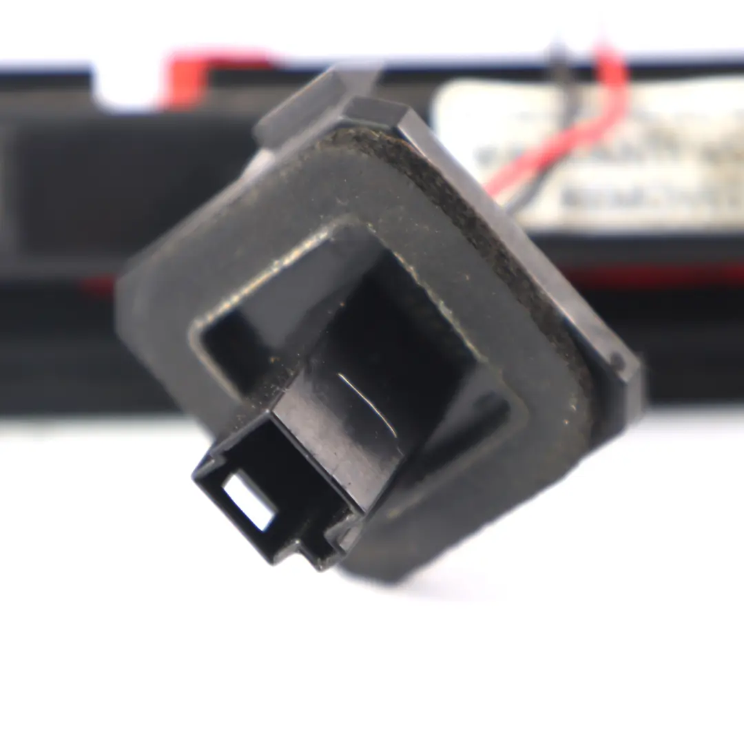 Luz de freno trasera adicional para Mercedes S205 con número de pieza A1569060044 Mercedes S205 Luz de freno trasera adicional - SKU A1569060044 - Número de pieza A1569060044