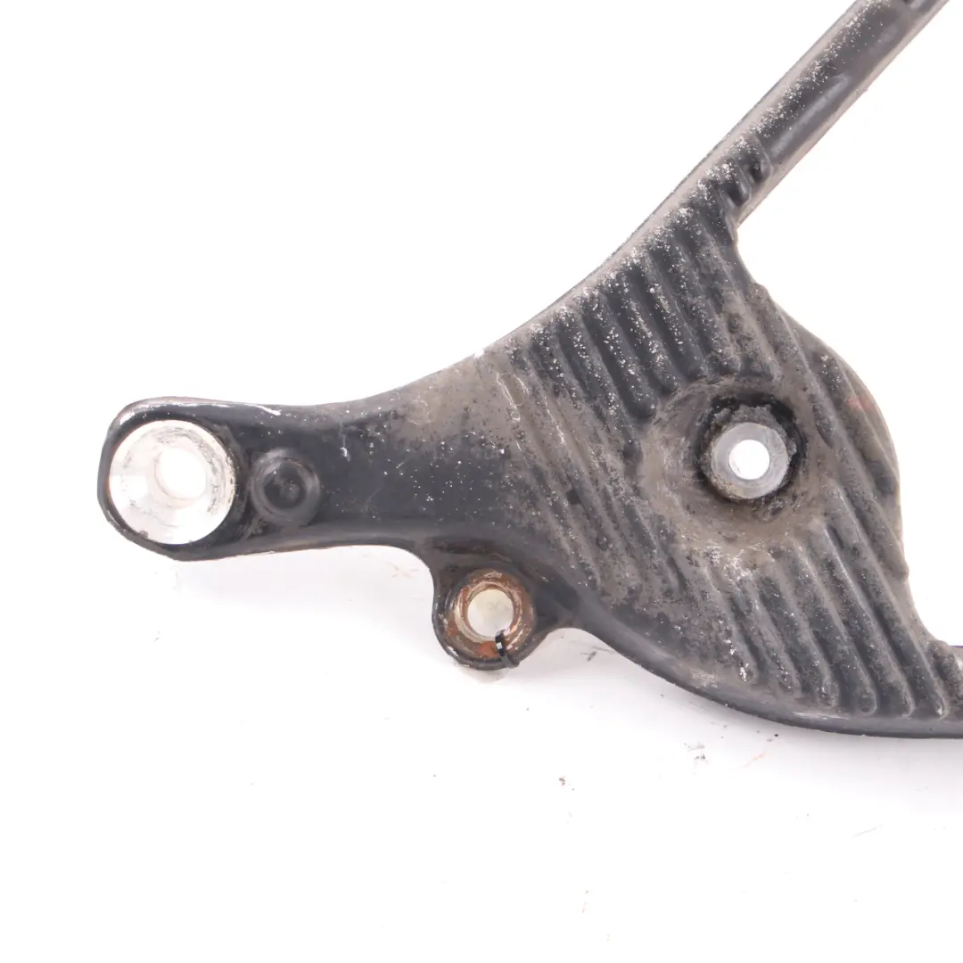 Braccio controllo posteriore destro superiore Wishbone A1643501406 per Mercedes W164 con numero di parte A1633501006 Mercedes W164 Braccio controllo posteriore destro superiore Wishbone A1643501406 - SKU A1633501006 - Numero di parte A1633501006