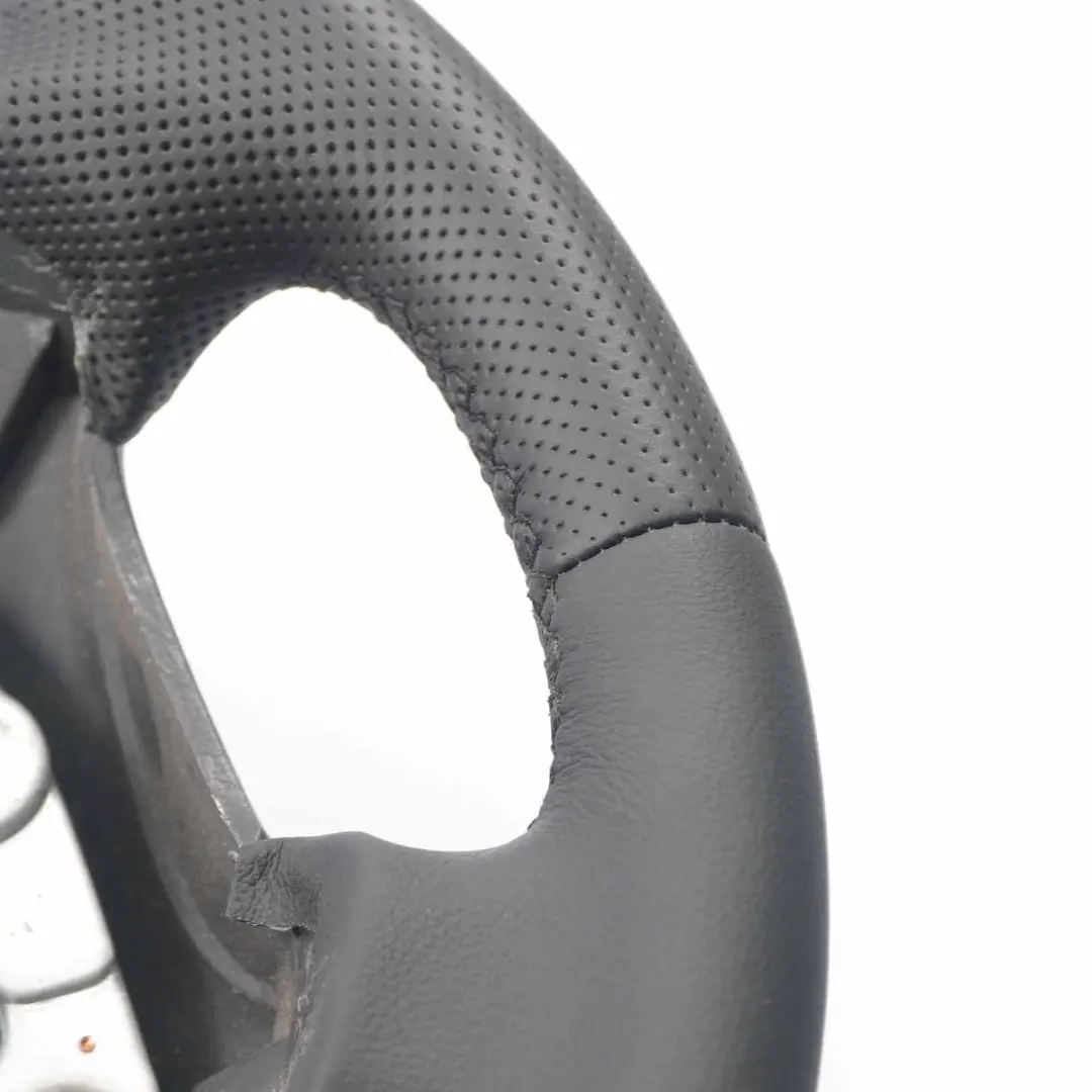 NEU Schwarzes Lederlenkrad Schwarze Fäden für Mercedes ML W163 mit Teilenummer A1634600603 Mercedes ML W163 NEU Schwarzes Lederlenkrad Schwarze Fäden - SKU A1634600603-1 - Teilenummer A1634600603