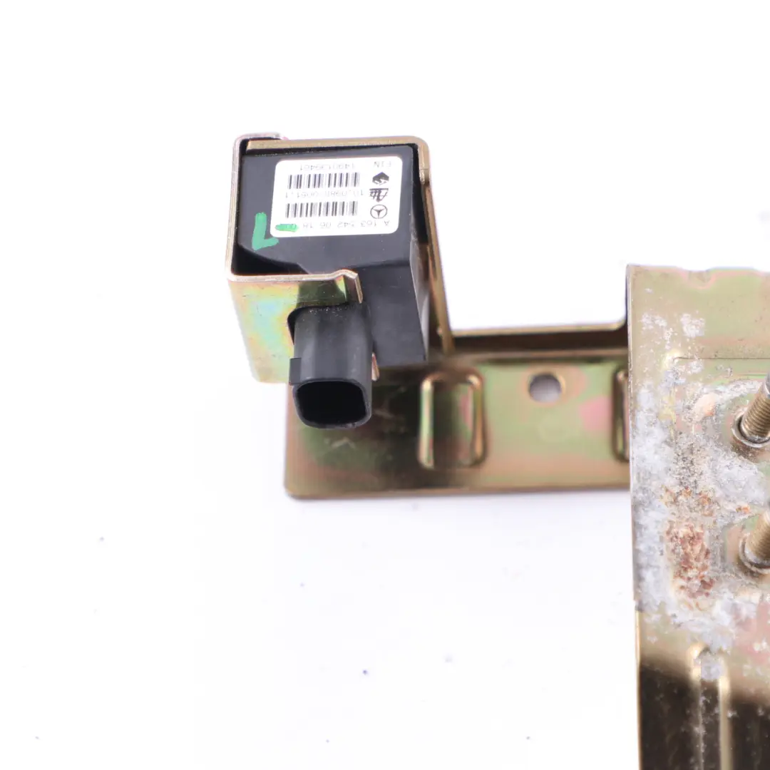 W208 Lateral Acceleration Speed Sensor ESP Sensor to Mercedes W163 W203 with Part number A1635420618 Mercedes W163 W203 W208 Lateral Acceleration Speed Sensor ESP Sensor - SKU A1635420618-1 - Part number A1635420618