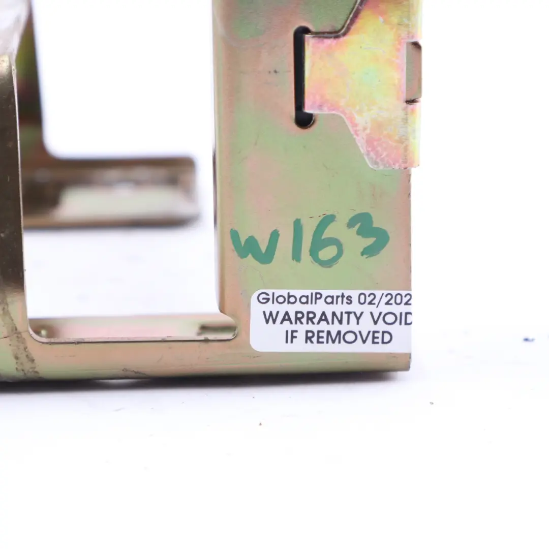 W208 Lateral Acceleration Speed Sensor ESP Sensor to Mercedes W163 W203 with Part number A1635420618 Mercedes W163 W203 W208 Lateral Acceleration Speed Sensor ESP Sensor - SKU A1635420618-1 - Part number A1635420618