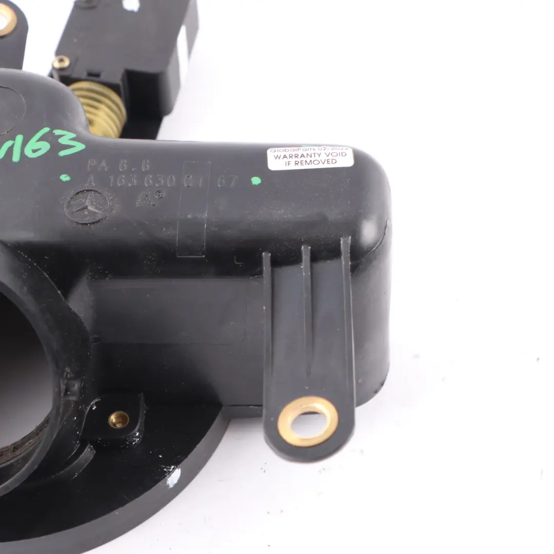 Mercedes ML W163 Pokrywa Osłona Wlewu Paliwa - SKU A1636300167 - Numer Części A1636300167