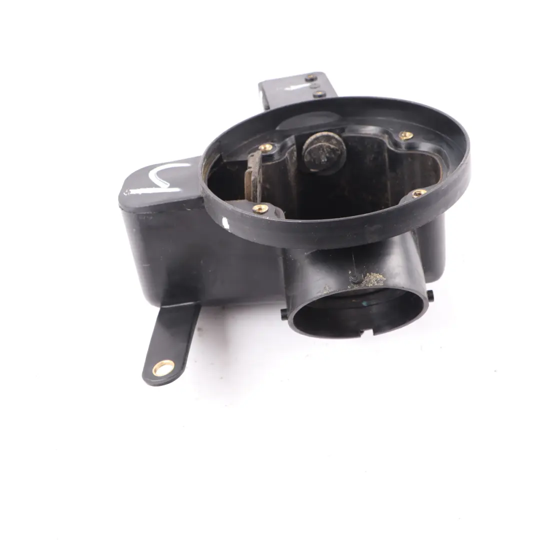Couvercle Réservoir Carburant Support Bouchon Trappe pour Mercedes W163 à propos du numéro de pièce A1636300167 Mercedes W163 Couvercle Réservoir Carburant Support Bouchon Trappe - SKU A1636300167 - Numéro de pièce A1636300167