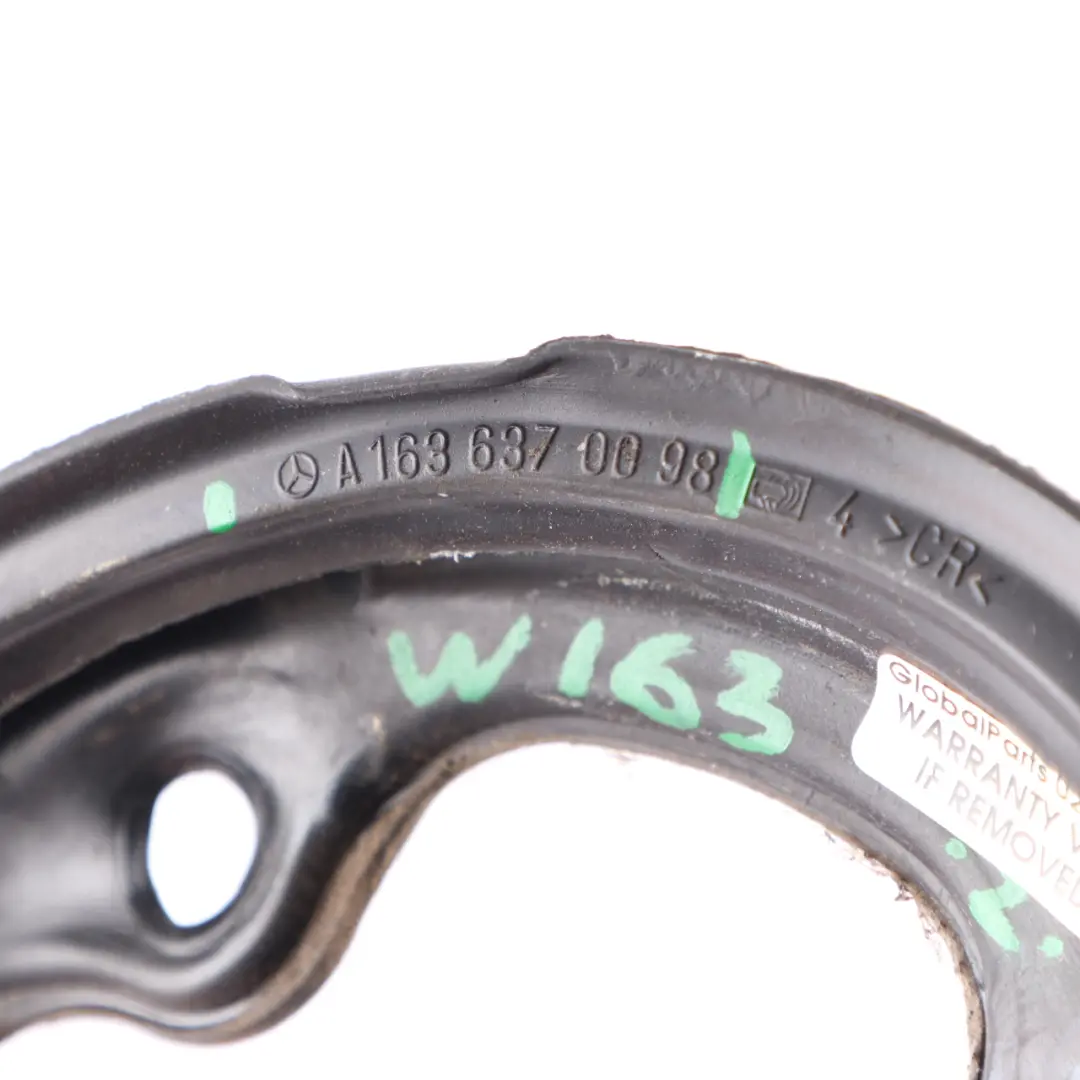 Seal Fuel Filler Pot Carrier Fill in Flap Gasket to Mercedes W163 with Part number A1636370098 Mercedes W163 Seal Fuel Filler Pot Carrier Fill in Flap Gasket - SKU A1636370098 - Part number A1636370098