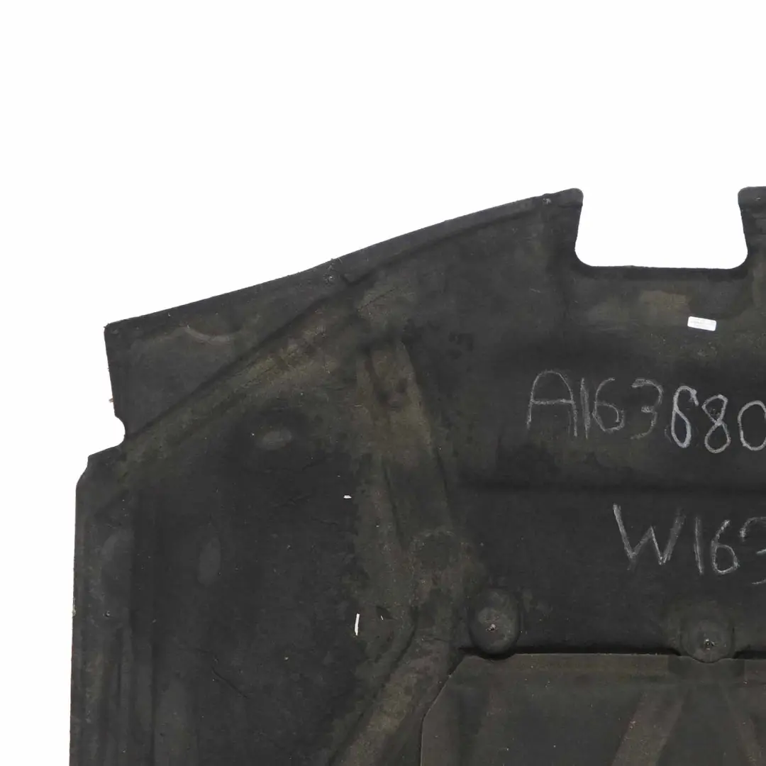 Mascherina Anteriore Cofano Isolamento per Mercedes ML W163 270 CDI con numero di parte A1636801425 Mercedes ML W163 270 CDI Mascherina Anteriore Cofano Isolamento - SKU A1636801425-1 - Numero di parte A1636801425