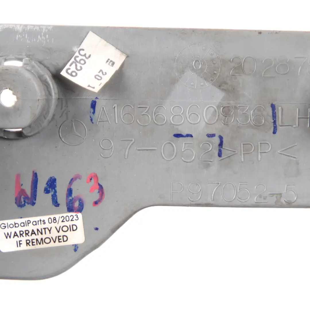 Abdeckung Einstieg Schweller Links für Mercedes ML W163 mit Teilenummer A1636860936 Mercedes ML W163 Abdeckung Einstieg Schweller Links - SKU A1636860936 - Teilenummer A1636860936