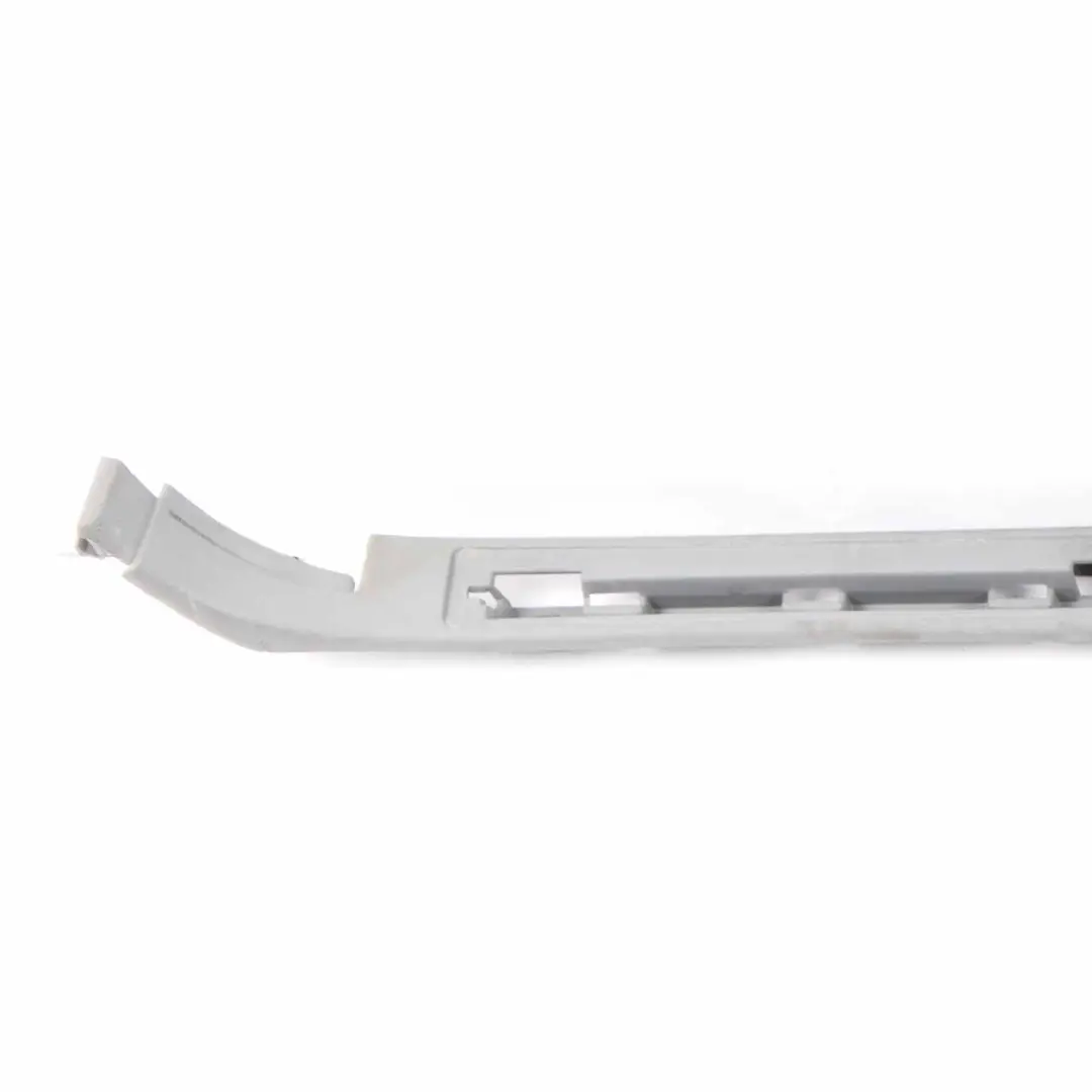 Izquierda Embellecedor de umbral de carril Gris para Mercedes ML W163 con número de pieza A1636860936 Mercedes ML W163 Izquierda Embellecedor de umbral de carril Gris - SKU A1636860936 - Número de pieza A1636860936