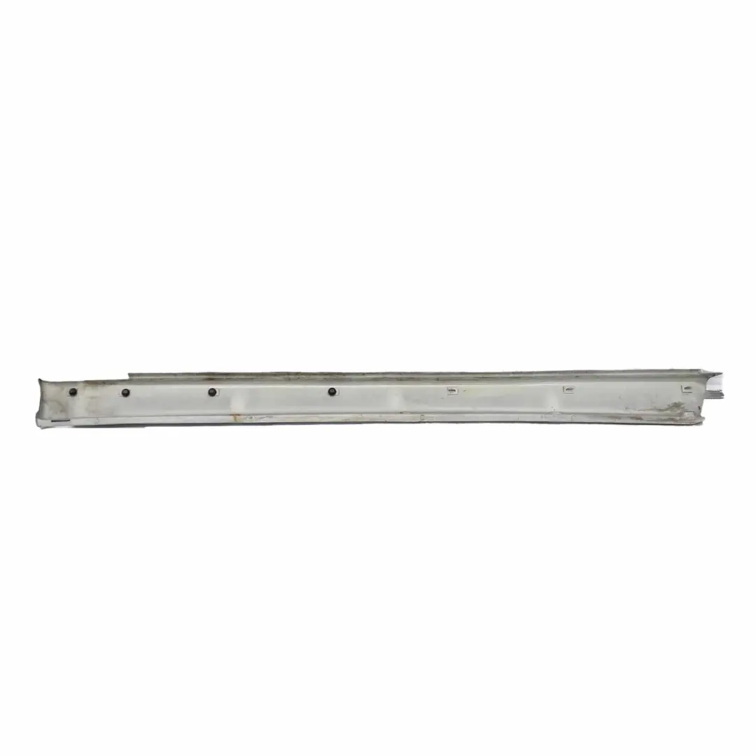 Mercedes W163 Faldon lateral del umbral De La puerta Izquierda Hydro Silver 353 - SKU A1636900340-HYS - Número de pieza A1636900340