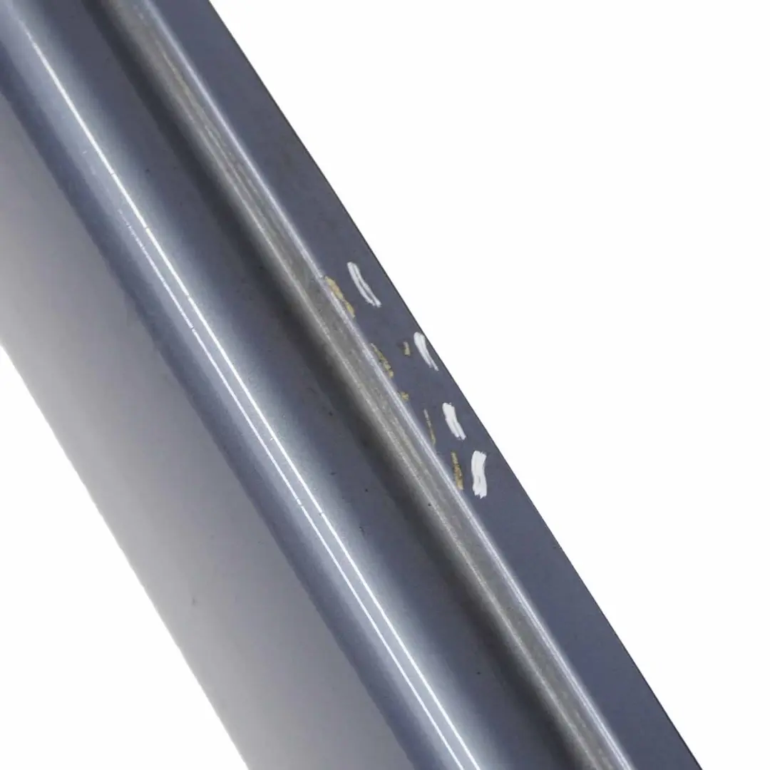 Soglie delle porte Gonna laterale sinistra Hydro Silver - 354 per Mercedes ML W163 con numero di parte A1636900340 Mercedes ML W163 Soglie delle porte Gonna laterale sinistra Hydro Silver - 354 - SKU A1636900340-HYS - Numero di parte A1636900340