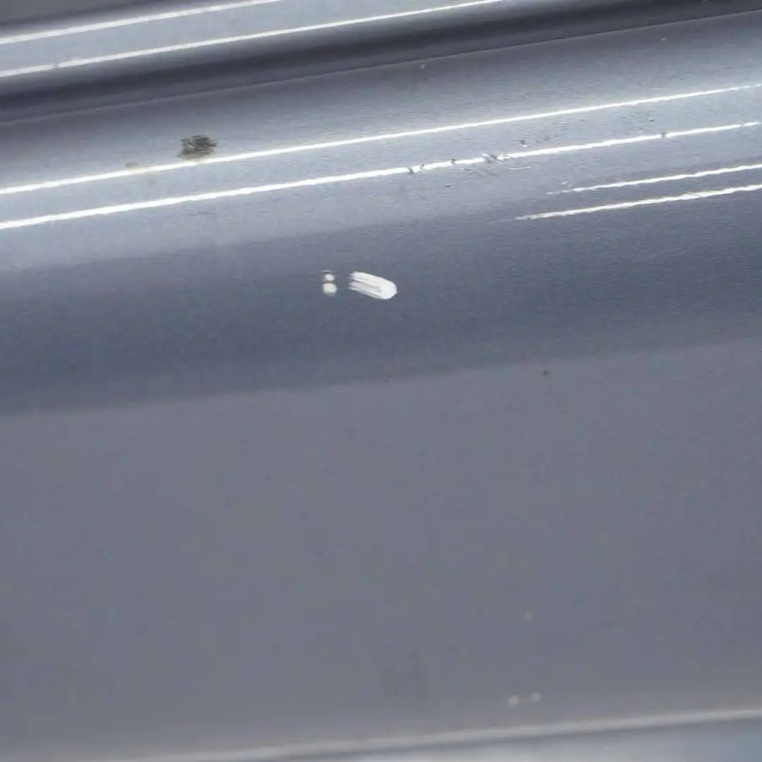 Türschwellerabdeckung links Hydro Silber - 353 für Mercedes ML W163 mit Teilenummer A1636900340 Mercedes ML W163 Türschwellerabdeckung links Hydro Silber - 353 - SKU A1636900340-HYS - Teilenummer A1636900340