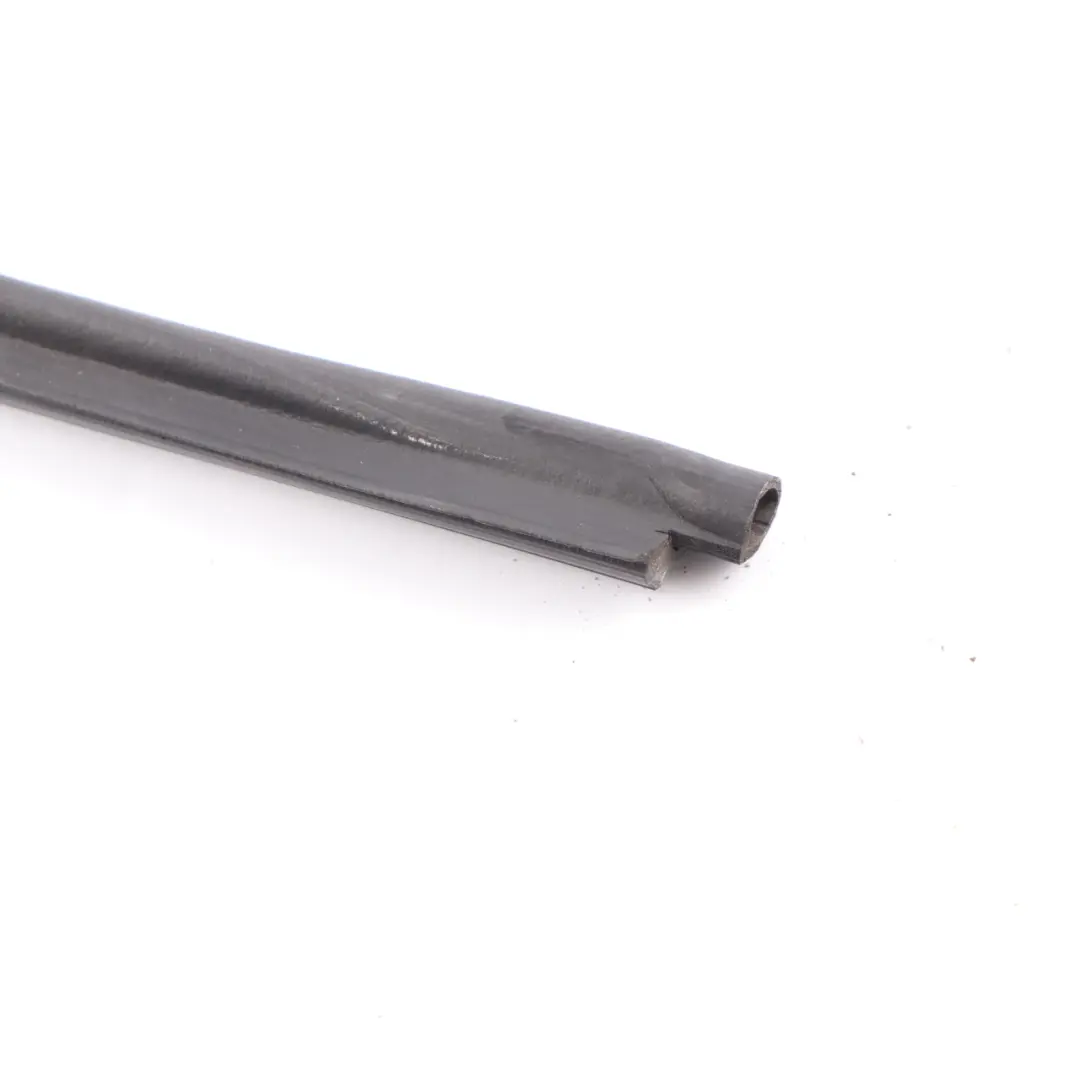 Door Seal Front Left N/S Guide Frame Gasket Sealing to Mercedes ML W163 with Part number A1637200578 Mercedes ML W163 Door Seal Front Left N/S Guide Frame Gasket Sealing - SKU A1637200578 - Part number A1637200578