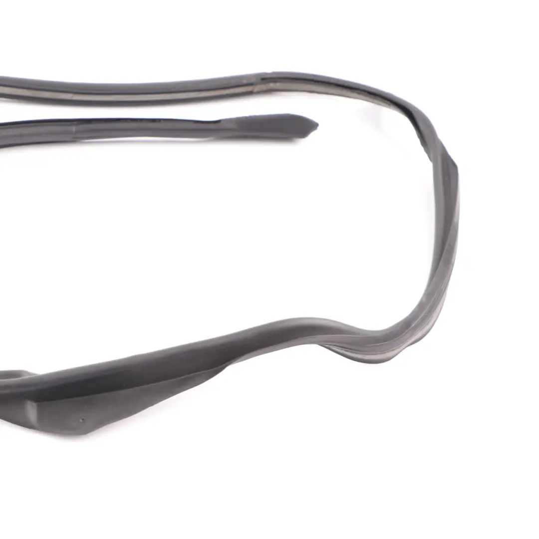 Door Seal Front Left N/S Guide Frame Gasket Sealing to Mercedes ML W163 with Part number A1637200578 Mercedes ML W163 Door Seal Front Left N/S Guide Frame Gasket Sealing - SKU A1637200578 - Part number A1637200578