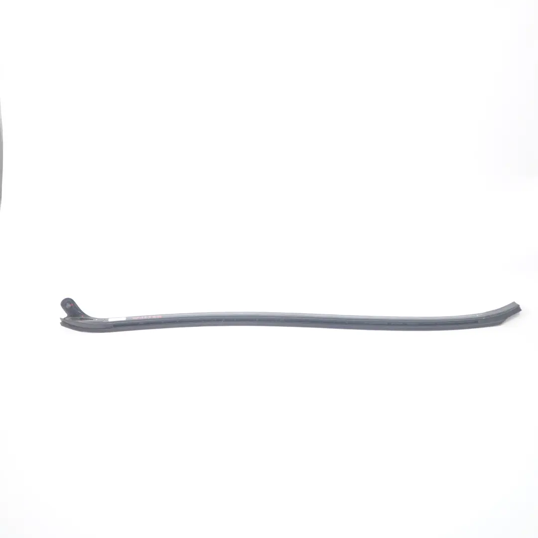 Mercedes ML W163 Cadre d'étanchéité arrière droit supérieur - SKU A1637301478 - Numéro de pièce A1637301478