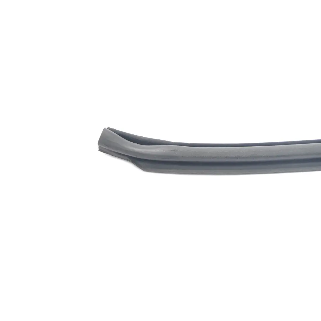 Mercedes ML W163 Cadre d'étanchéité arrière droit supérieur - SKU A1637301478 - Numéro de pièce A1637301478