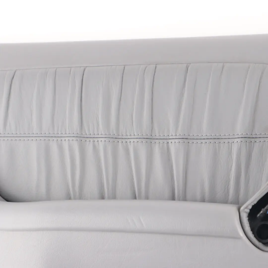 Mercedes-Benz M-Klasse ML W163 Türverkleidung Hinten Links Leder Schwarz für mit Teilenummer A1637301970 Mercedes-Benz M-Klasse ML W163 Türverkleidung Hinten Links Leder Schwarz - SKU A1637301970-1 - Teilenummer A1637301970