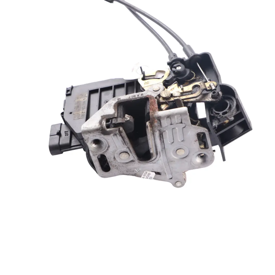 Mercedes W163 Actuador mecanismo cierre puerta trasera derecha de - SKU A1637302235 - Número de pieza A1637302235